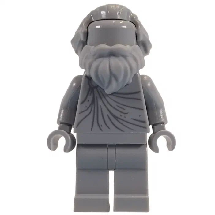 Minifigurine LEGO de la collection Natural History Museum (10326), montrant une statue en pierre gris avec des détails noirs sur les vêtements.