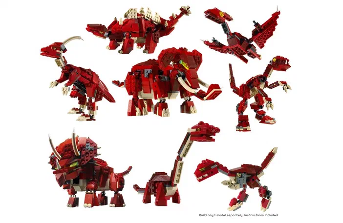Une collection de modèles de dinosaures construits à partir de briques LEGO rouges disposés sur un fond blanc.