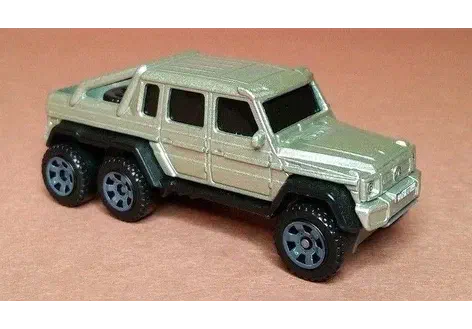 Couverture de Mercedes-Benz G63 AMG 6x6 - Jurassic World (MBX Entertainment) - FMX22