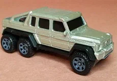 Couverture de Mercedes-Benz G63 AMG 6x6 - Jurassic World (MBX Entertainment) - FMX22
