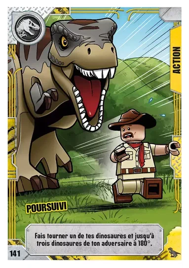 Carte de jeu LEGO Jurassic World : un dinosaure poursuit un personnage dans une prairie.