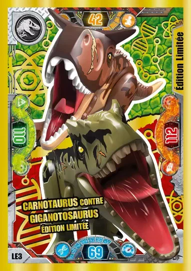 Carte de collection LEGO Jurassic World montrant un Carnotaurus et un Giganotosaurus en combat.