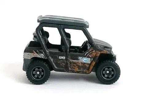 Couverture de '15 Kawasaki Teryx4 LE - Jurassic World (Battle Damage) - FVR66