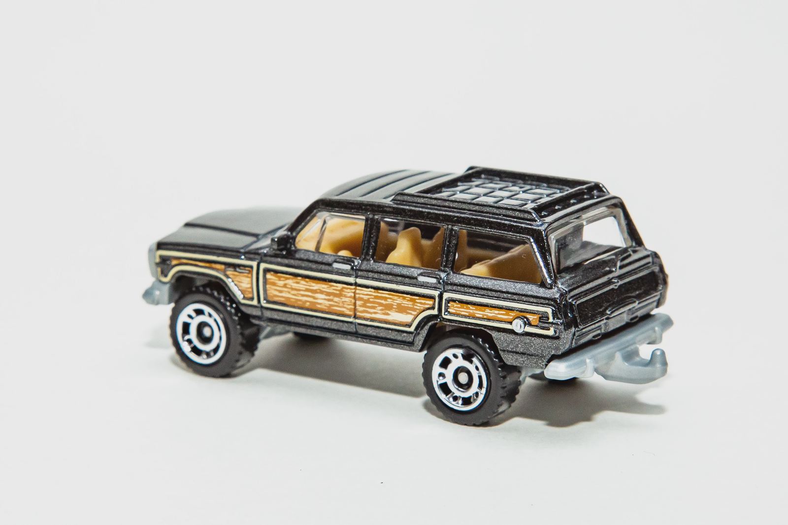 Jeep Wagoneer FYP95 (2)