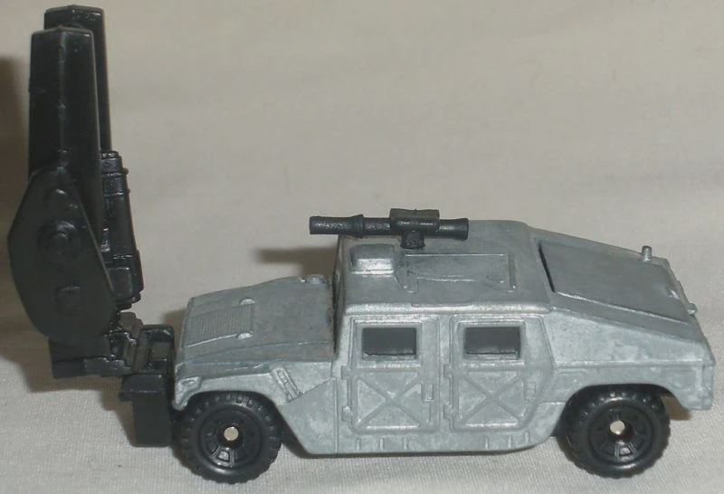 MB256TLWJPPreTrackerTrapper
